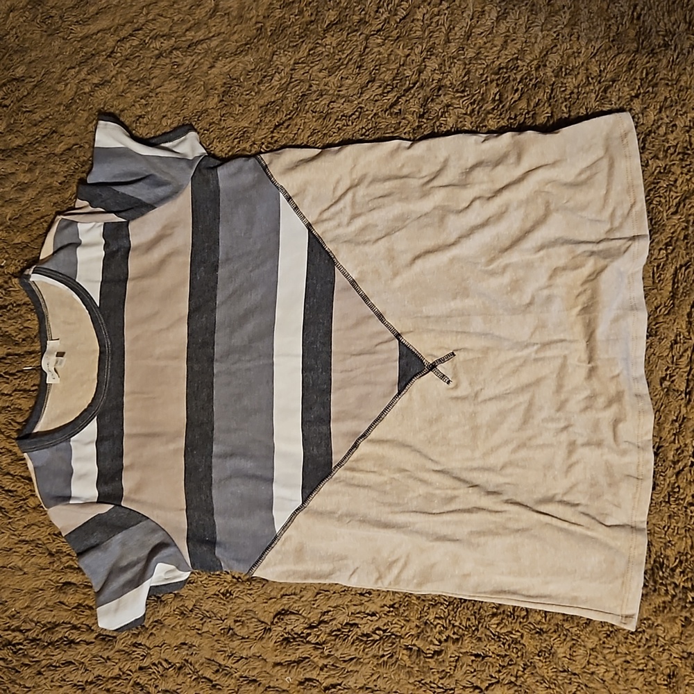 Size M Women's Perfect Peach Tshirt